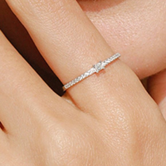 925 Sterling Silver Ring Shiny Simulator Diamond Women Jewelry Wedding P… - Picture 2 of 3